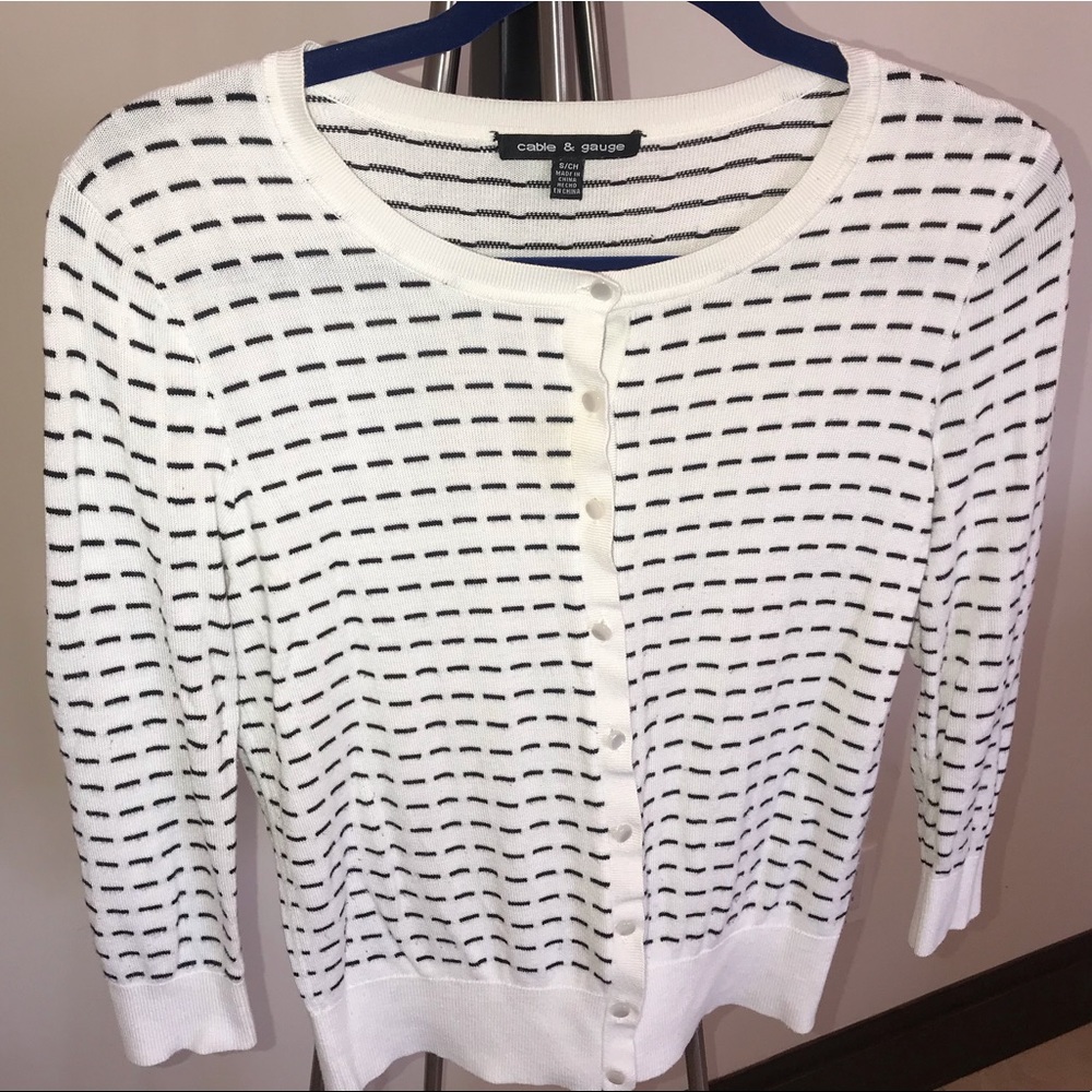 Cardigan Quarter Sleeve